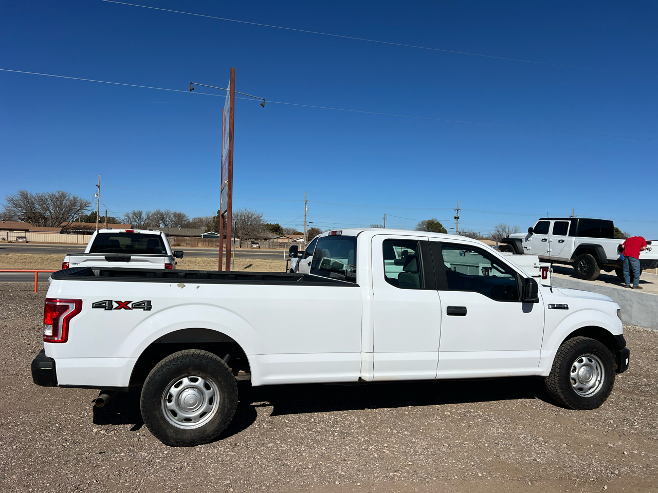 Ford F-150 XL SuperCab 8-ft. Bed 4WD 2017