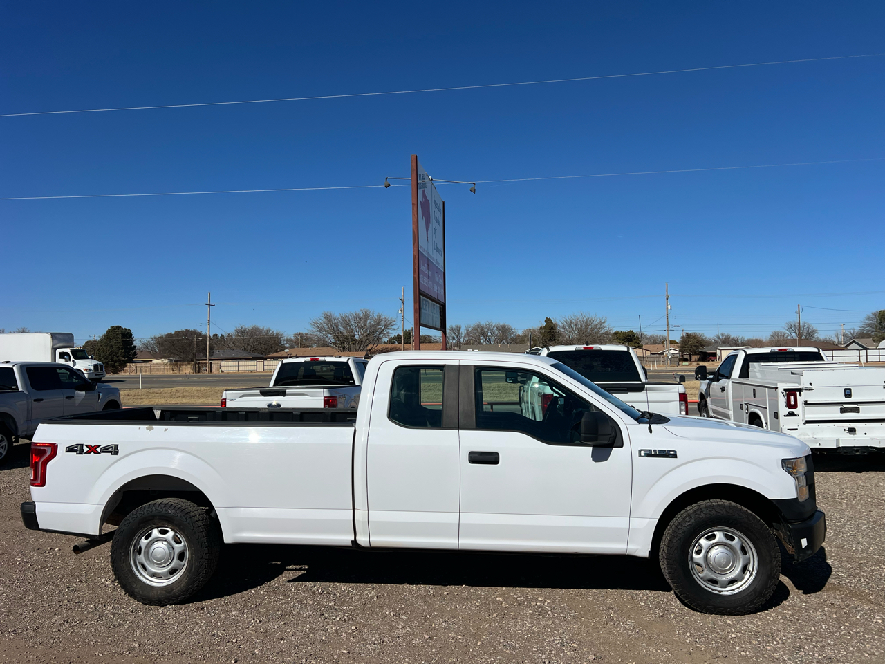Ford F-150 XL SuperCab 8-ft. Bed 4WD 2017