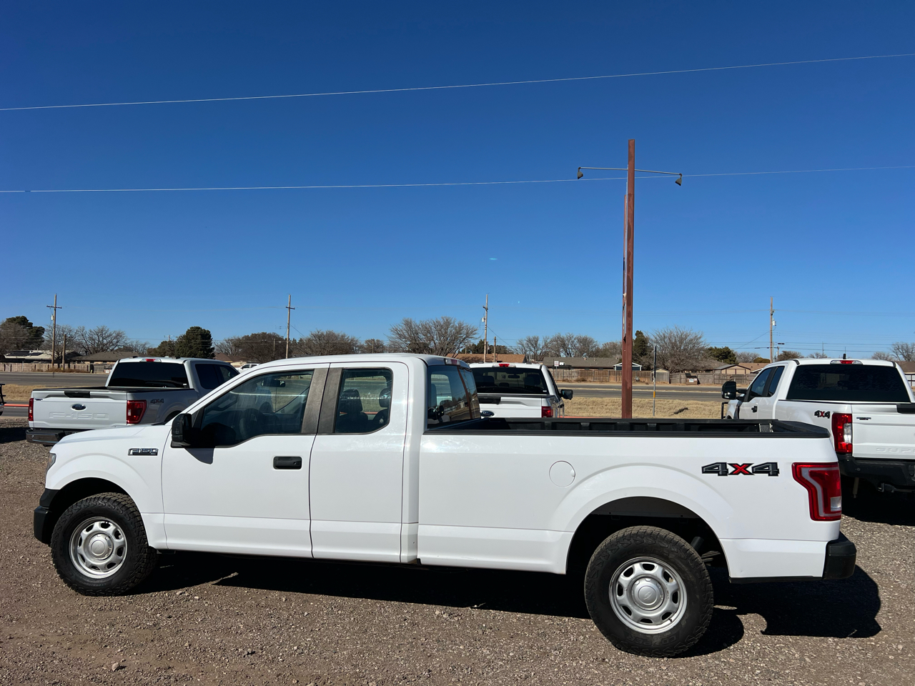 Ford F-150 XL SuperCab 8-ft. Bed 4WD 2017