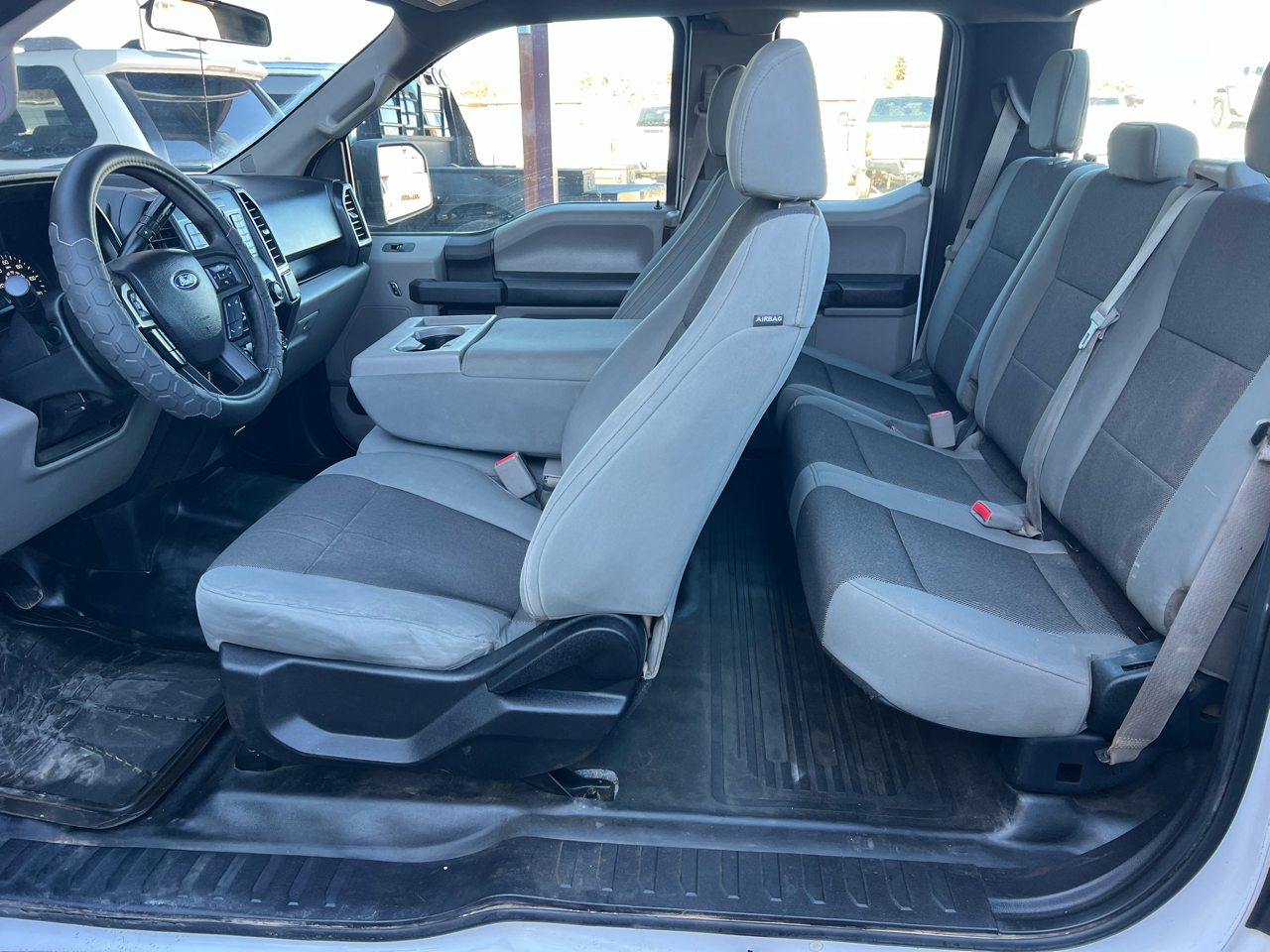 Ford F-150 XL SuperCab 8-ft. Bed 4WD 2017