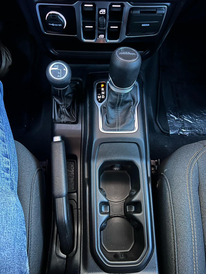 Jeep Gladiator Sport 2025