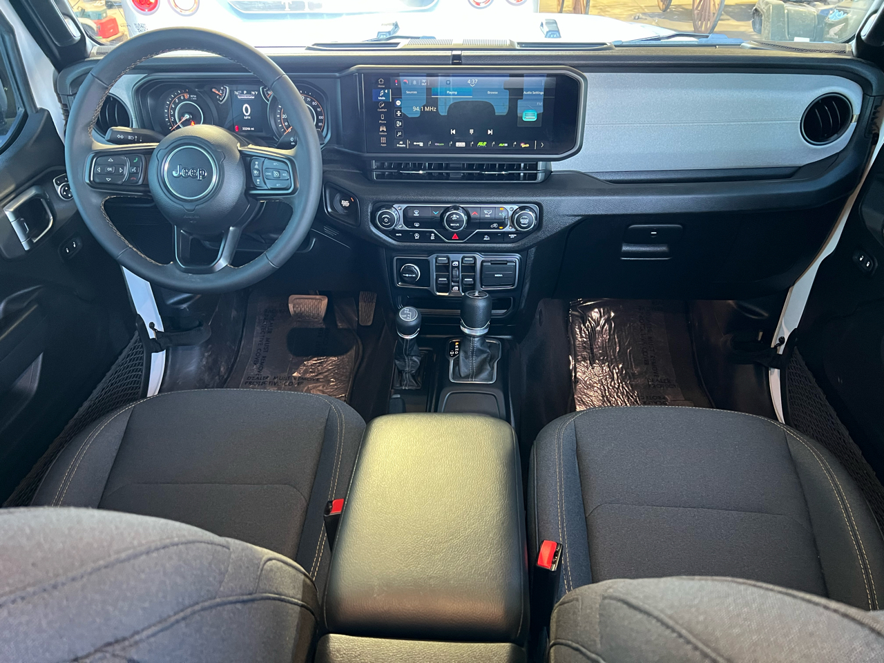 Jeep Gladiator Sport 2025