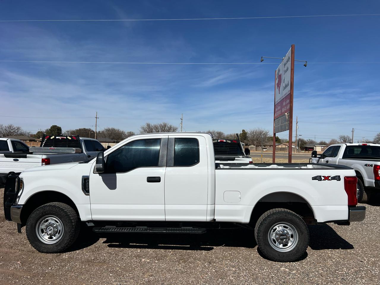 Ford F-250 SD XL SuperCab 4WD 2018