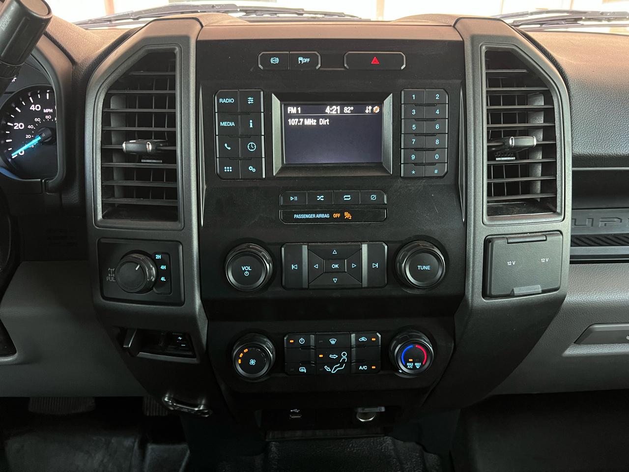 Ford F-250 SD XL Crew Cab Long Bed 4WD 2022