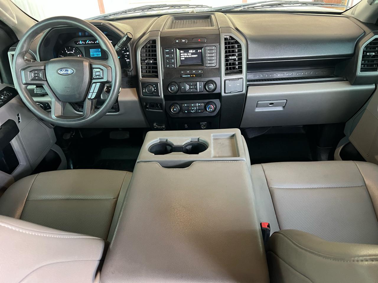 Ford F-250 SD XL Crew Cab Long Bed 4WD 2022