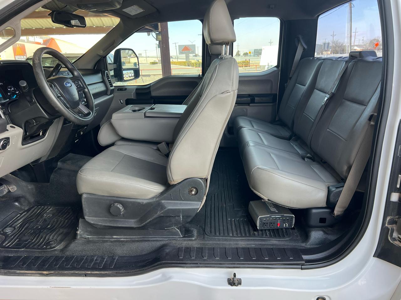 Ford F-250 SD XL SuperCab 4WD 2017