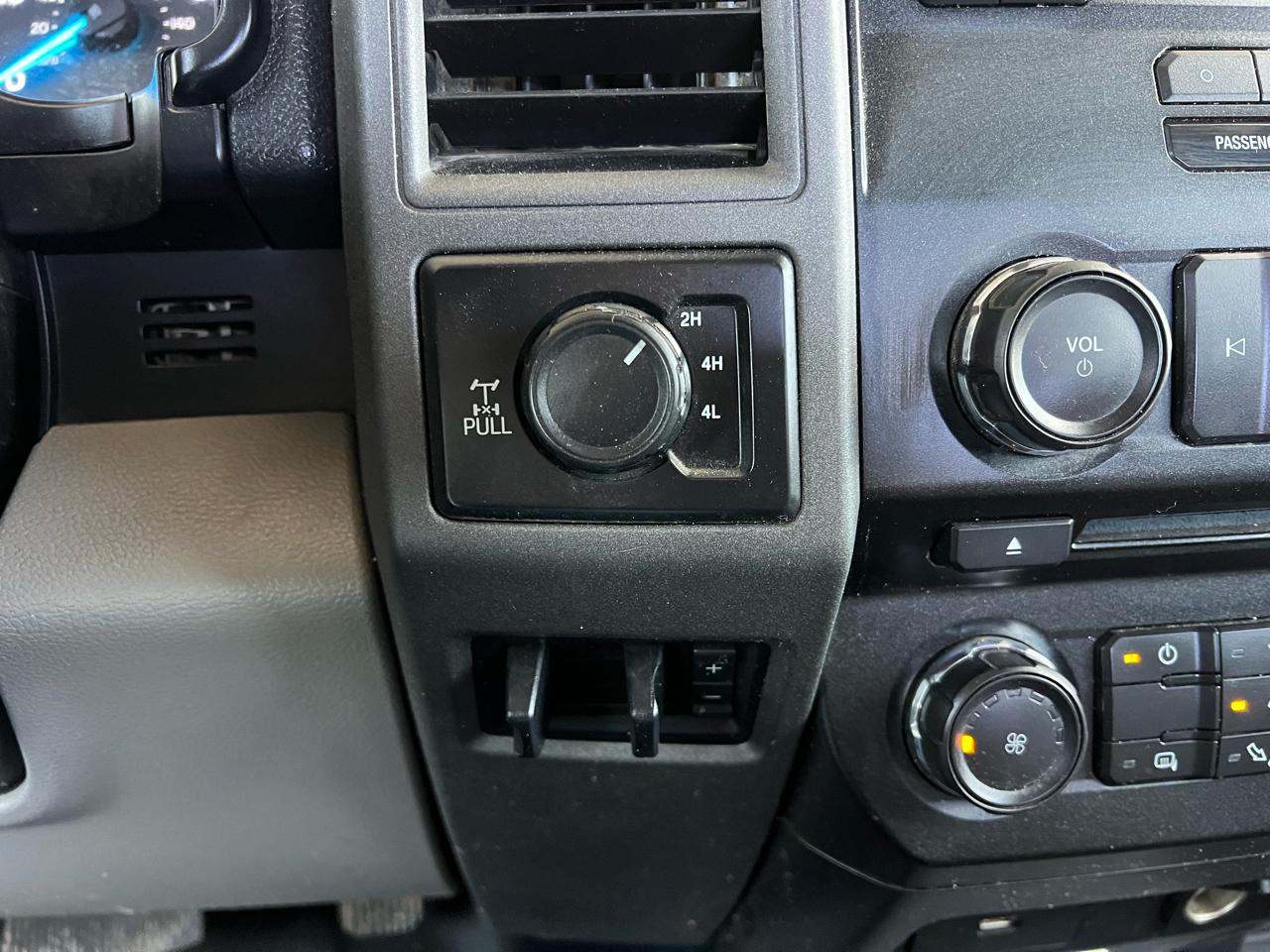 Ford F-250 SD XL SuperCab 4WD 2017