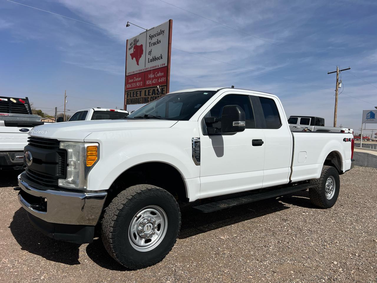 Ford F-250 SD XL SuperCab 4WD 2017