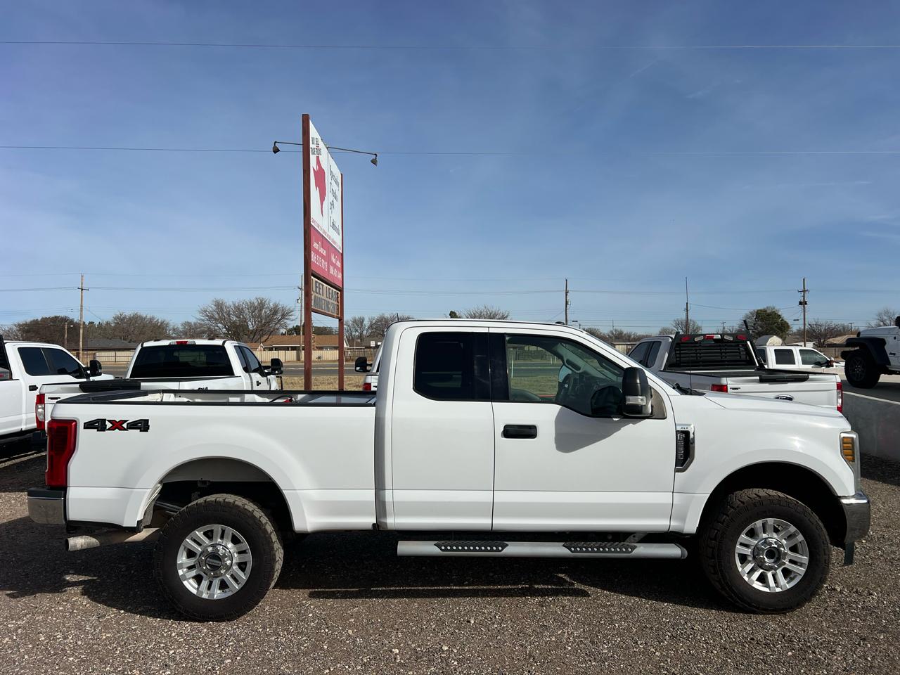 Ford F-250 SD XLT SuperCab 4WD 2018