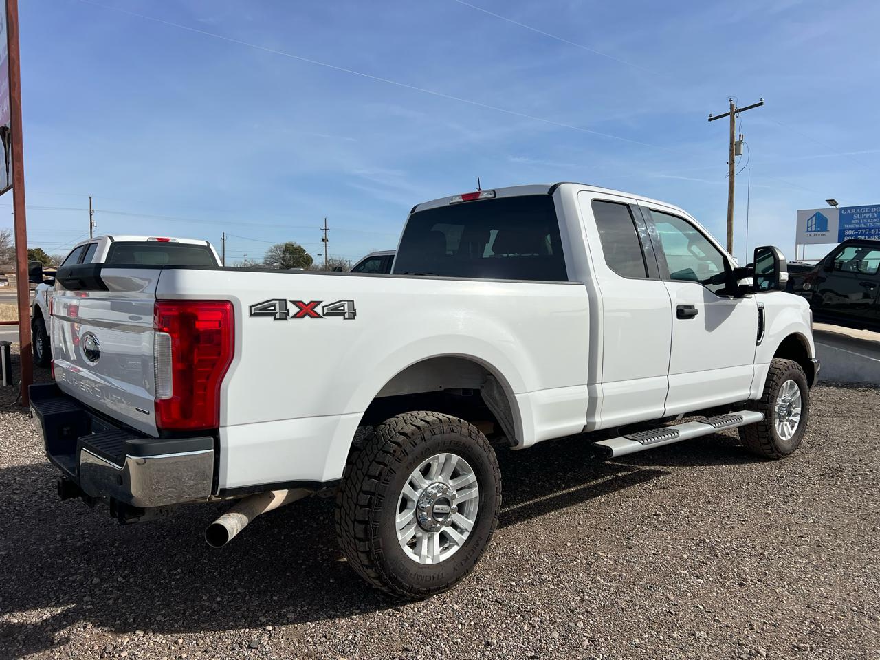 Ford F-250 SD XLT SuperCab 4WD 2018