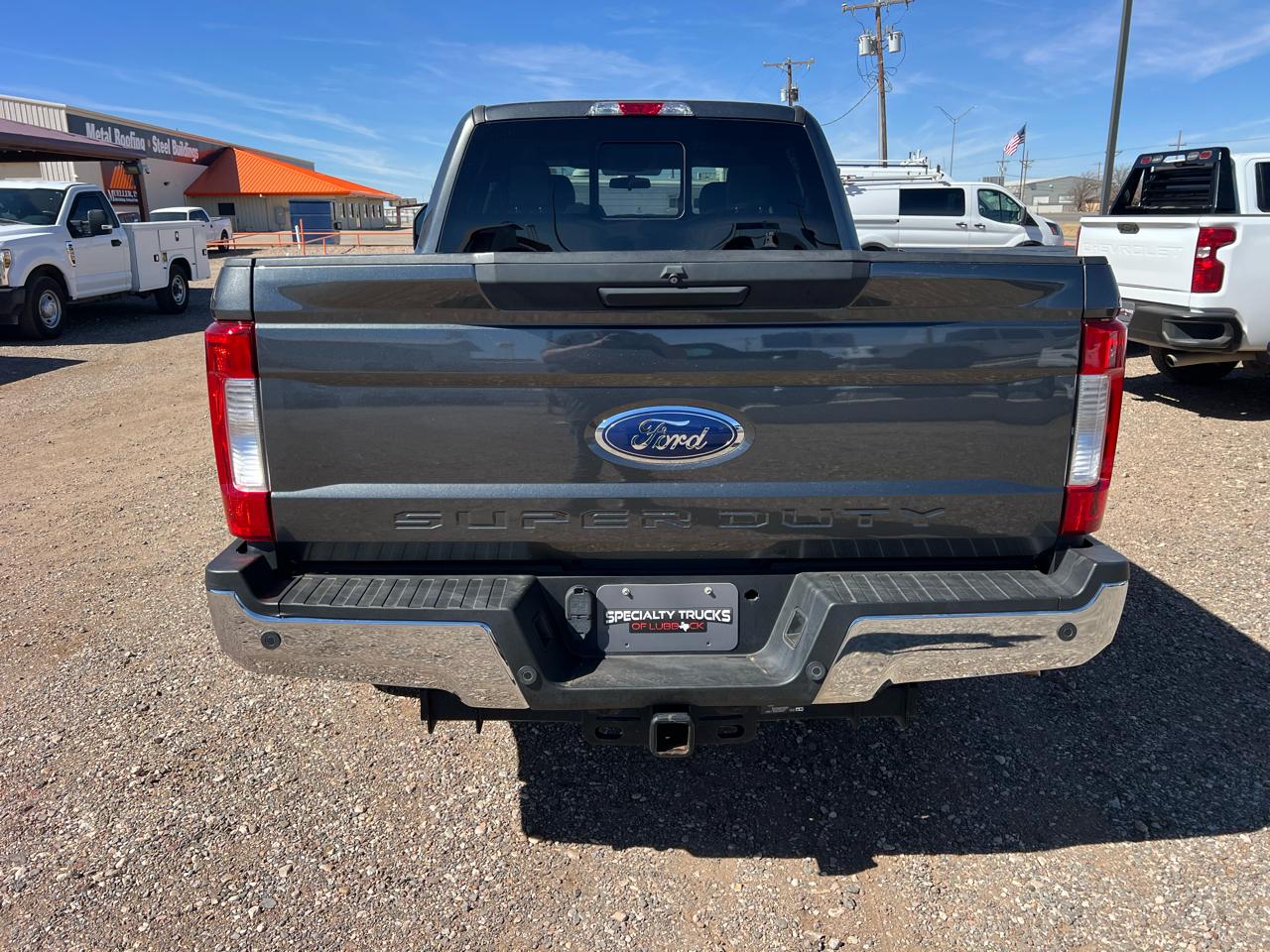 Ford F-250 SD XLT Crew Cab 2WD 2017