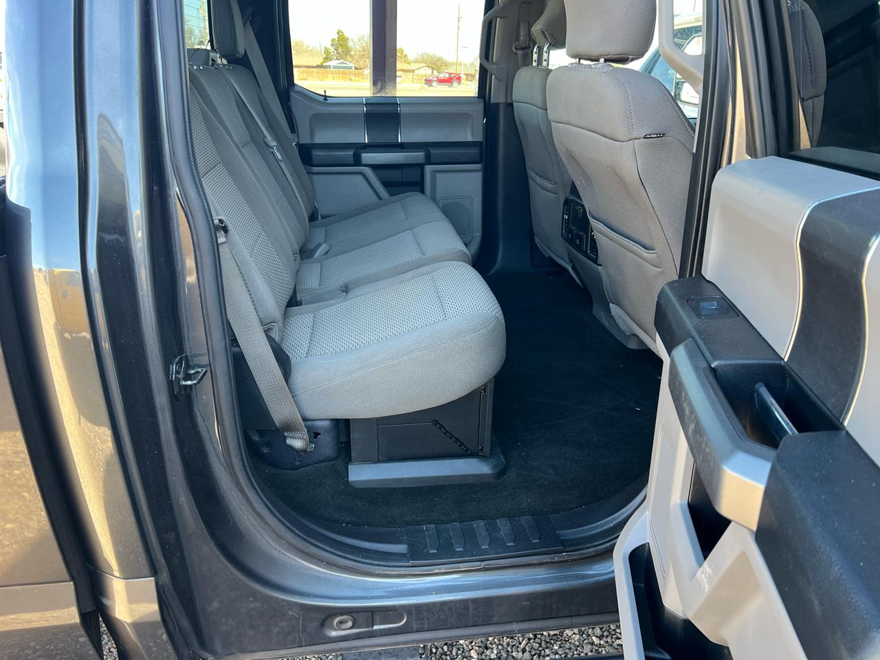 Ford F-250 SD XLT Crew Cab 2WD 2017