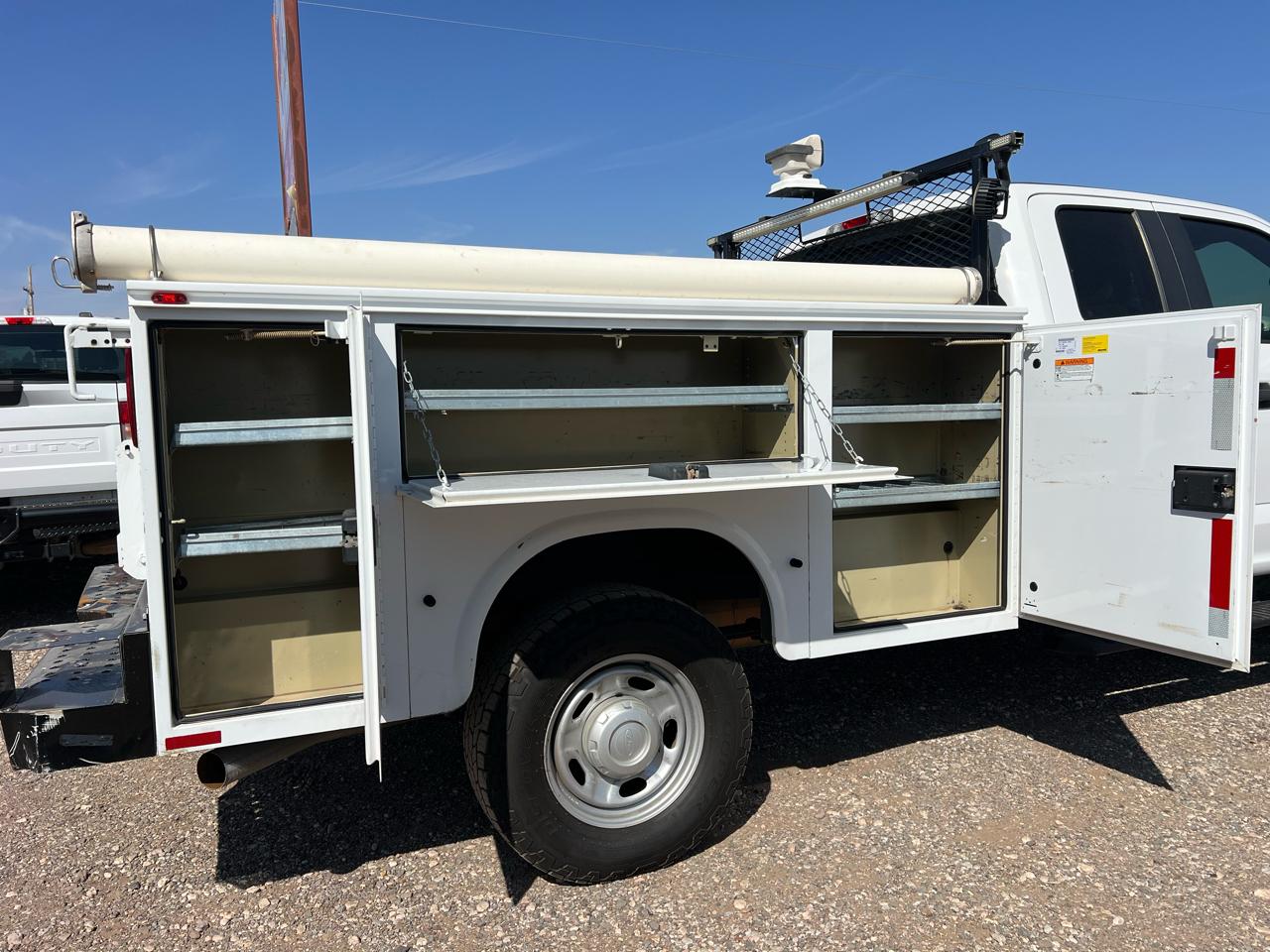 Ford F-250 SD XL SuperCab Long Bed 4WD 2019