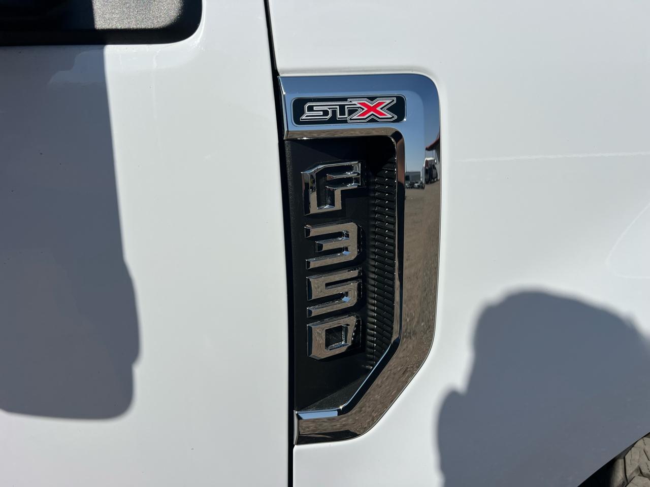 Ford F-350 SD XL SuperCab Long Bed 4WD 2022