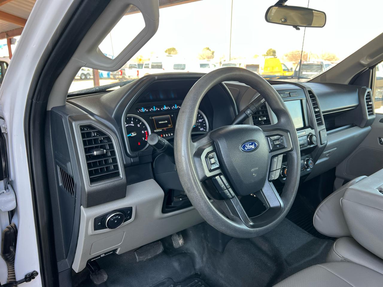 Ford F-350 SD XL SuperCab Long Bed 4WD 2022