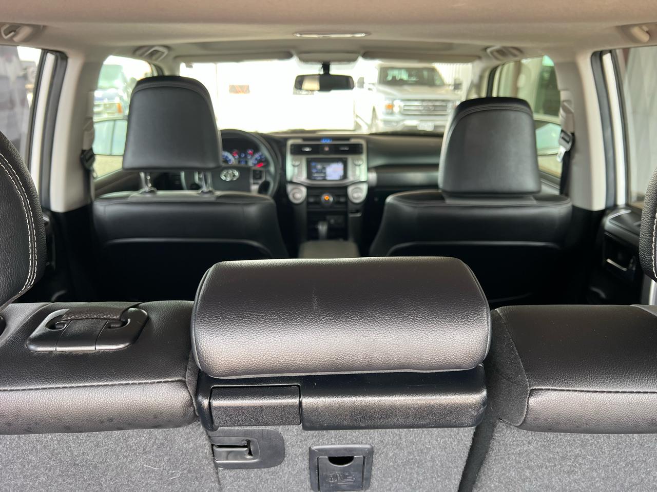 Toyota 4Runner SR5 4WD 2018