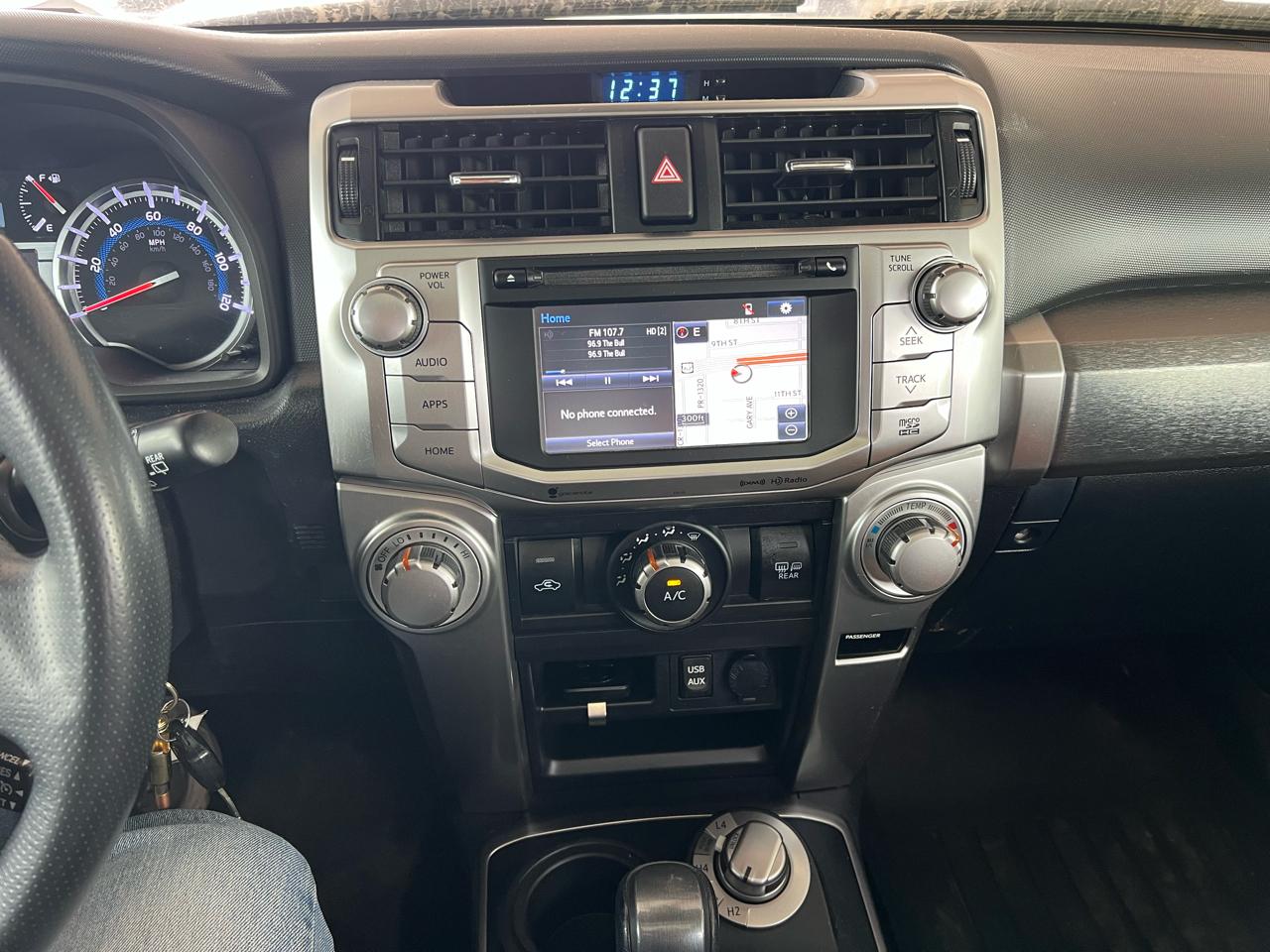 Toyota 4Runner SR5 4WD 2018