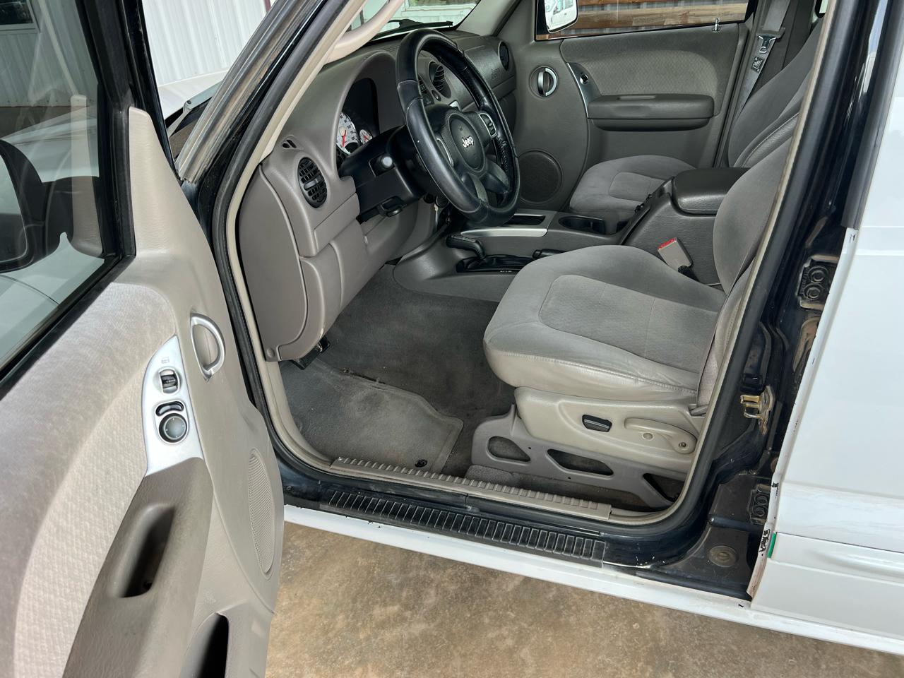 Jeep Liberty Limited 4WD 2002