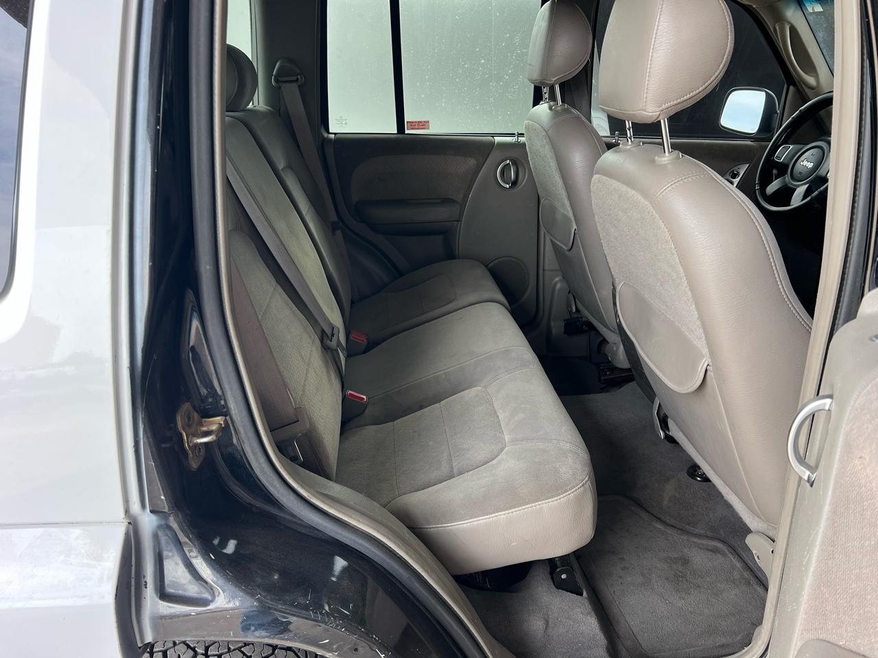 Jeep Liberty Limited 4WD 2002