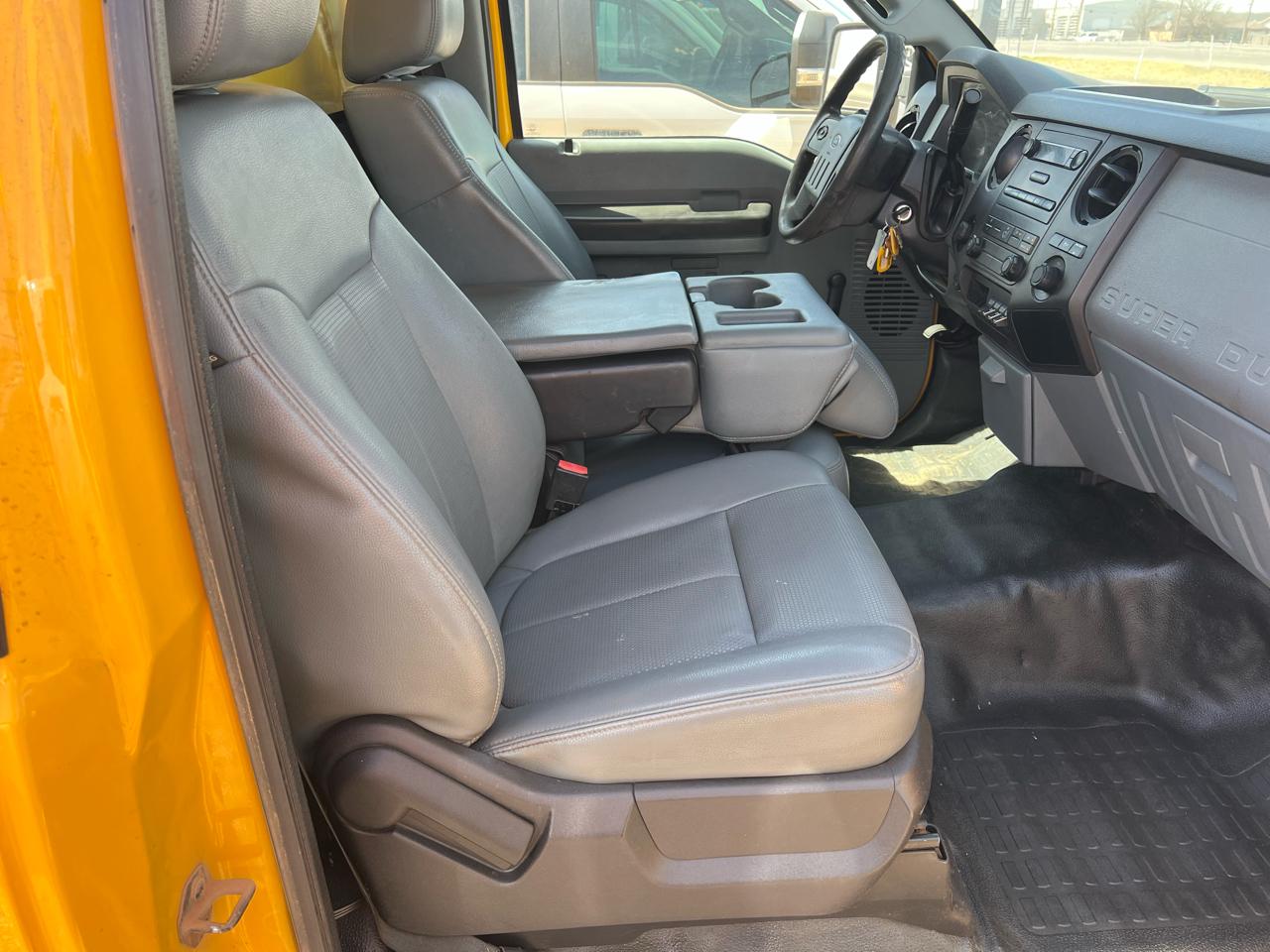 Ford F-350 SD XLT 4WD 2015