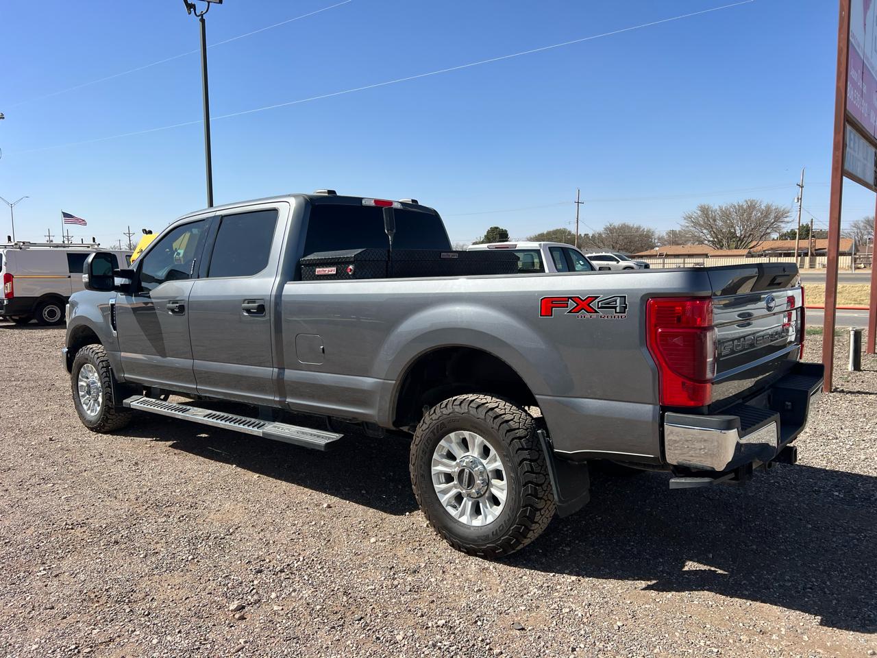 Ford F-250 SD XLT Crew Cab Long Bed 4WD 2022