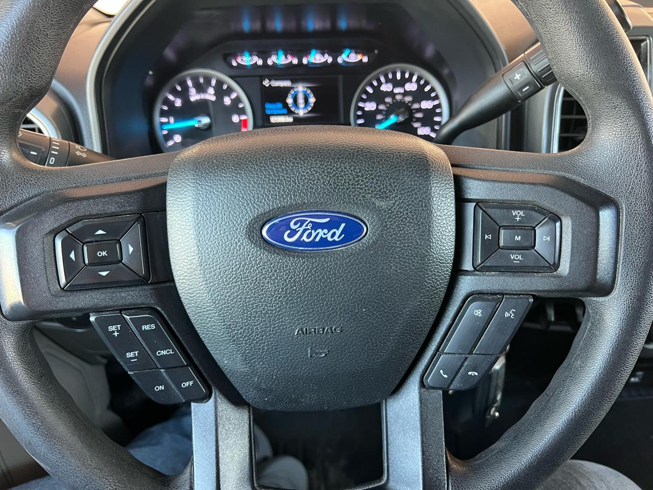 Ford F-250 SD XLT Crew Cab Long Bed 4WD 2022