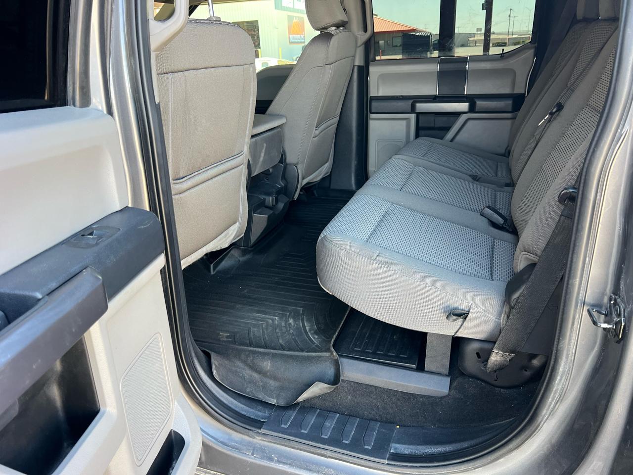 Ford F-250 SD XLT Crew Cab Long Bed 4WD 2022