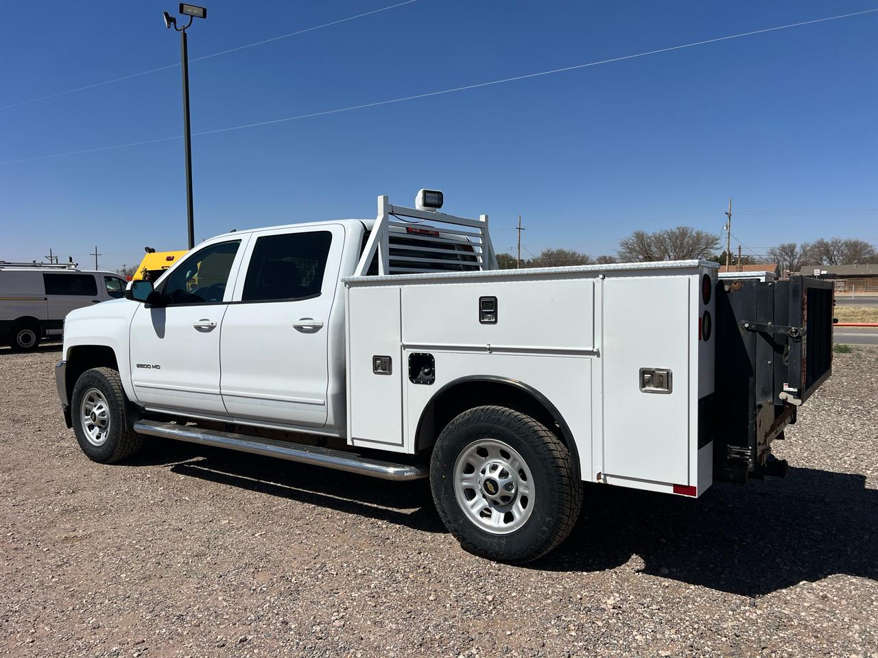 Chevrolet Silverado 2500HD LT Crew Cab 4WD 2018