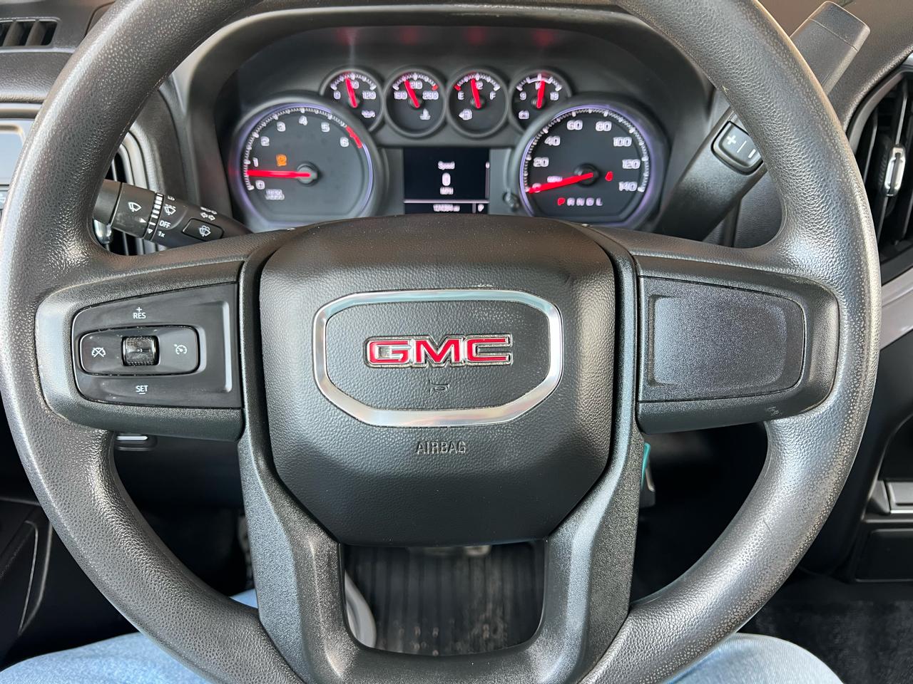 GMC Sierra 2500HD Pro Regular Cab 2WD 2023