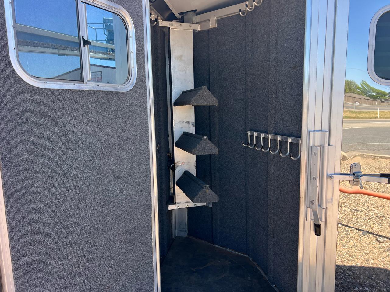 Elite Trailer Manufacturing Stock Trailer  2003