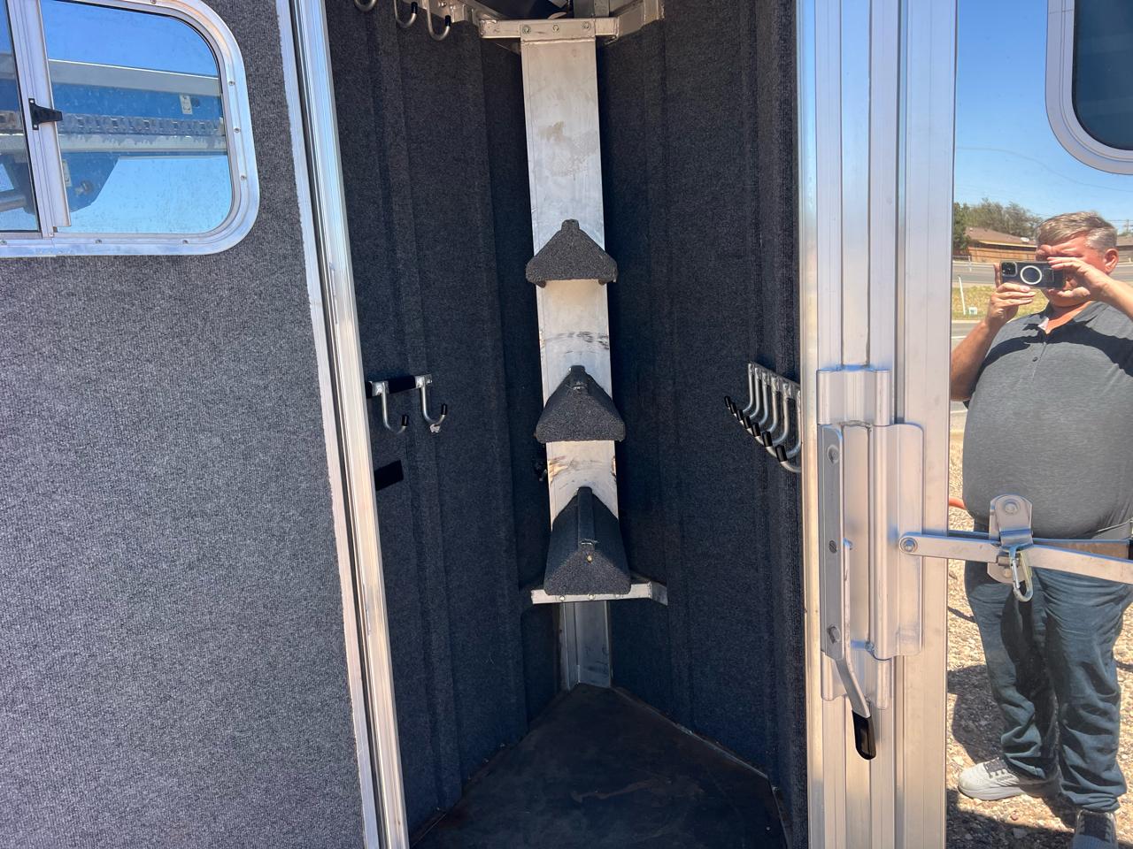 Elite Trailer Manufacturing Stock Trailer  2003