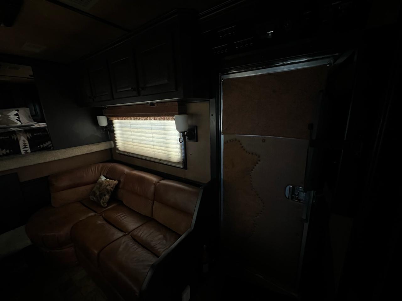 Elite Trailer Manufacturing Stock Trailer  2003