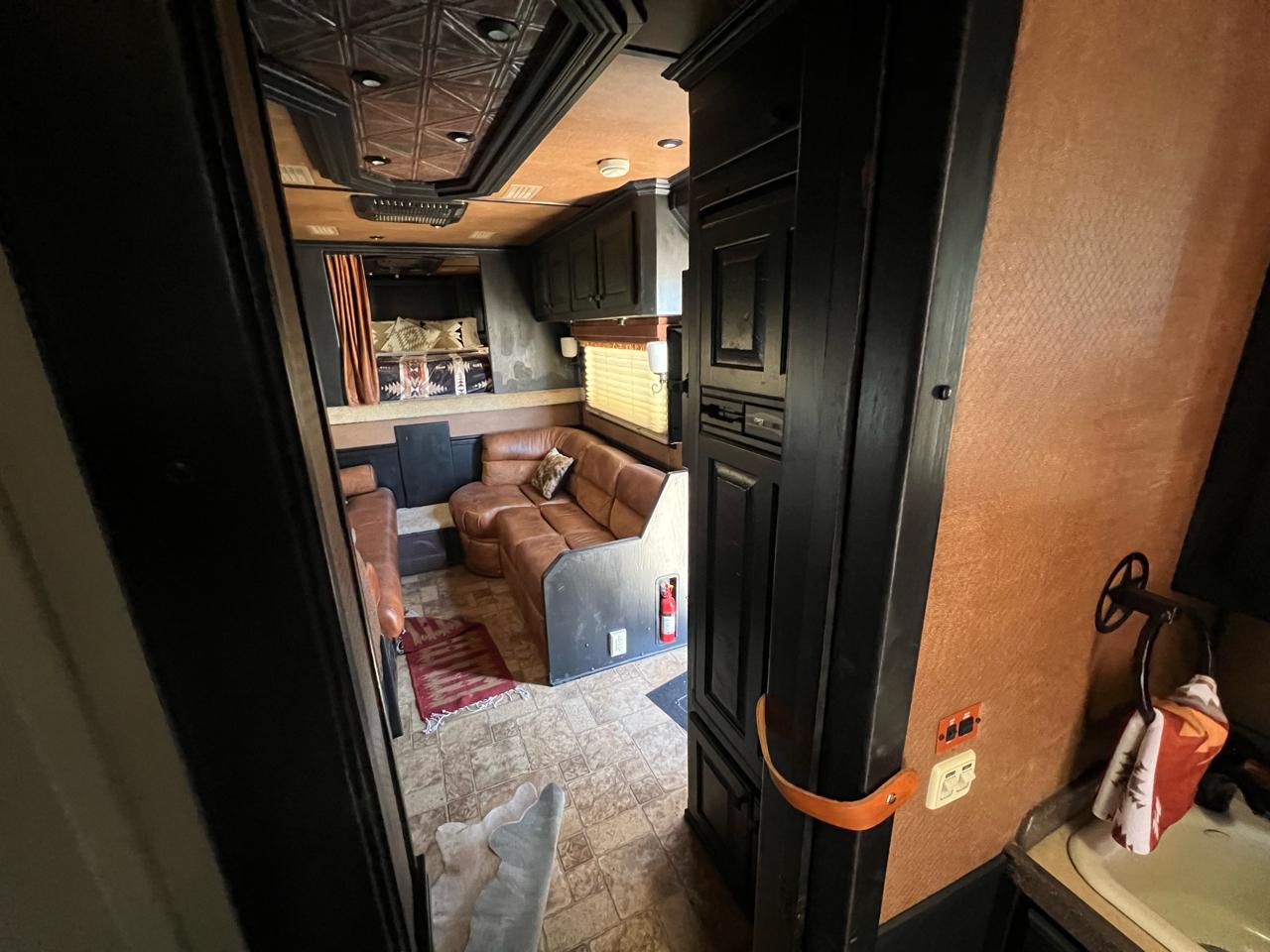 Elite Trailer Manufacturing Stock Trailer  2003