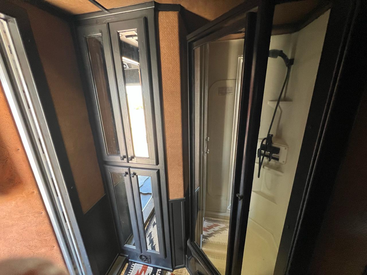 Elite Trailer Manufacturing Stock Trailer  2003