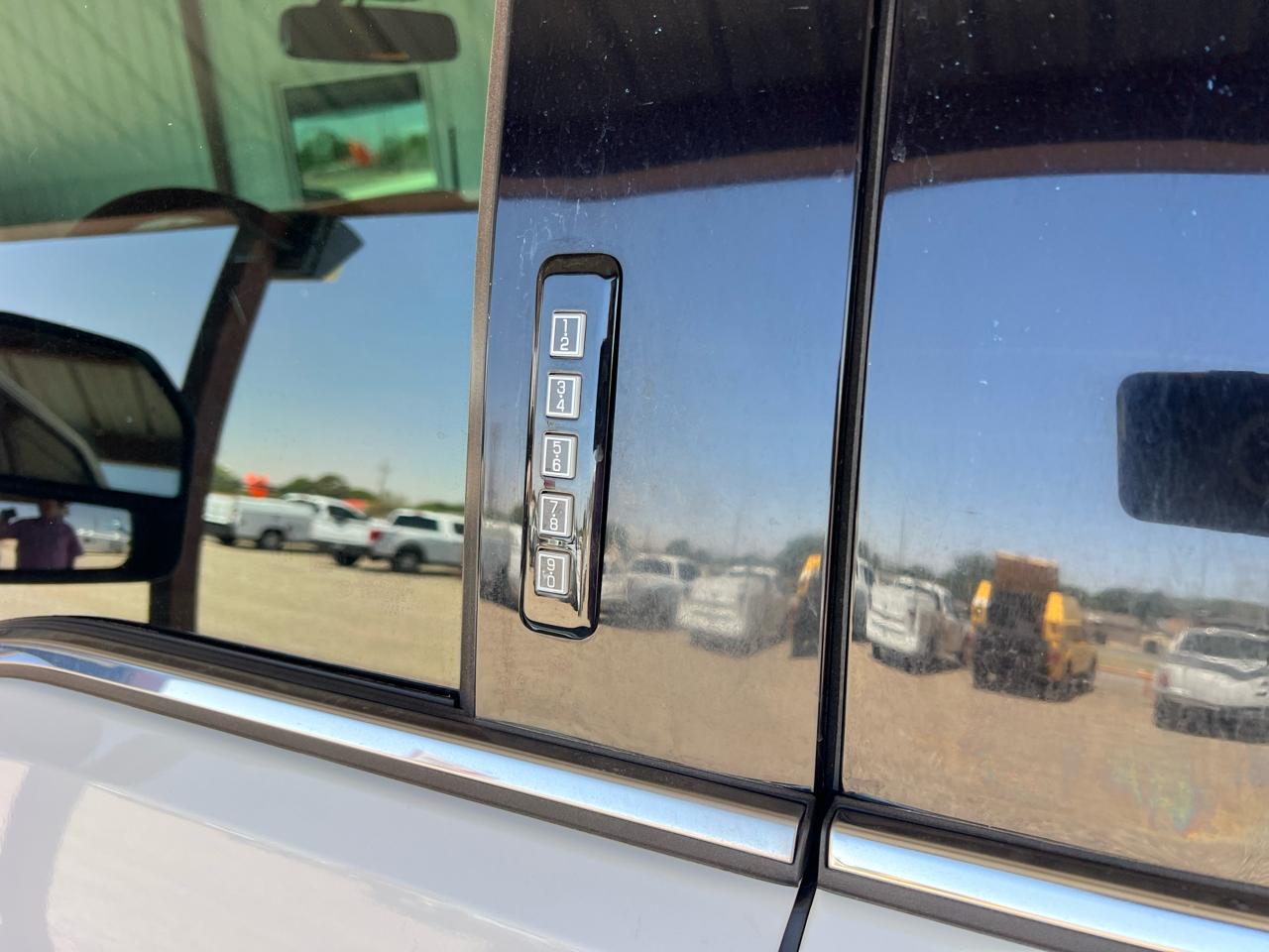 Ford F-150 Platinum SuperCrew 5.5-ft. Bed 4WD 2021