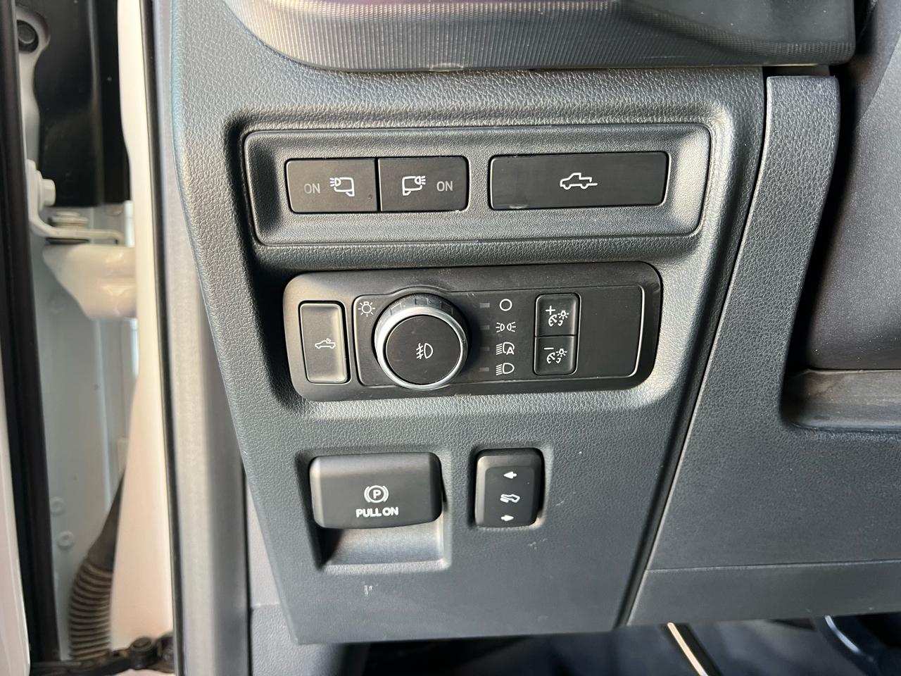 Ford F-150 Platinum SuperCrew 5.5-ft. Bed 4WD 2021