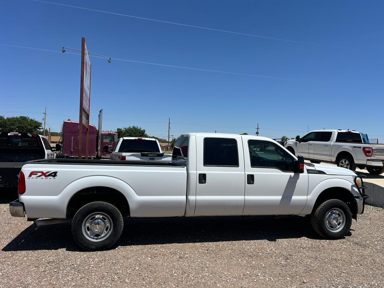Ford F-250 SD XL Crew Cab Long Bed 4WD 2015