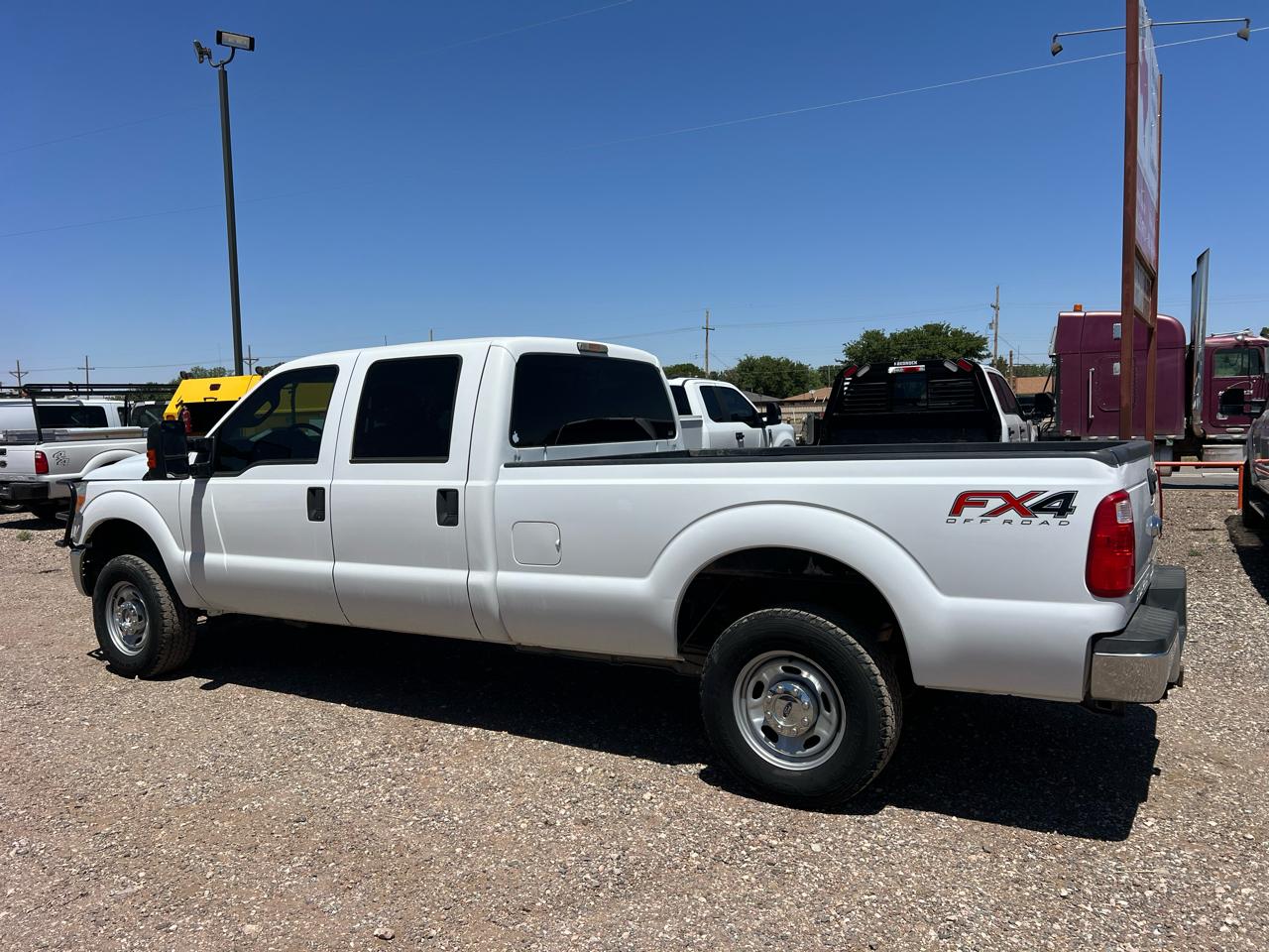 Ford F-250 SD XL Crew Cab Long Bed 4WD 2015