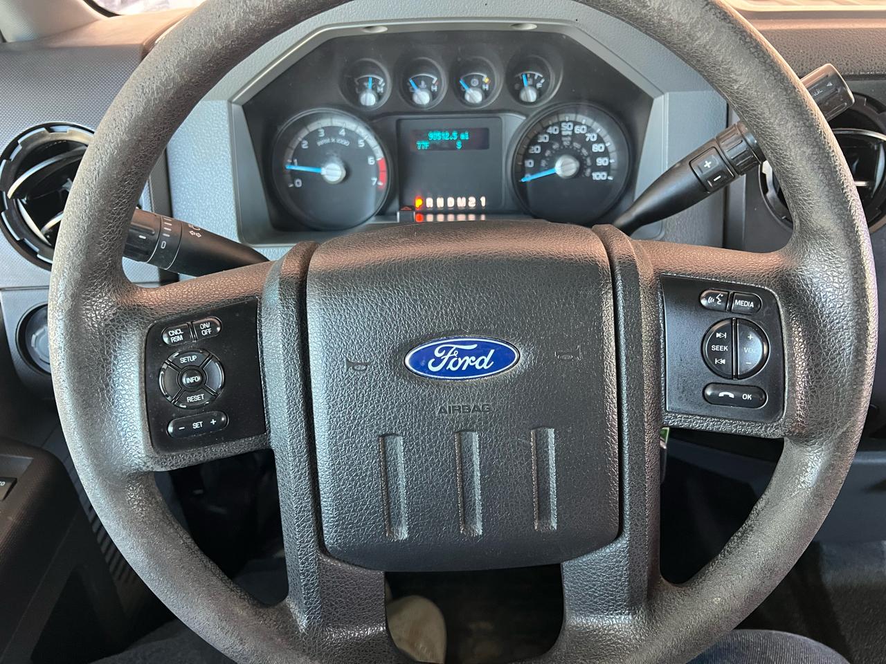 Ford F-250 SD XL Crew Cab Long Bed 4WD 2015