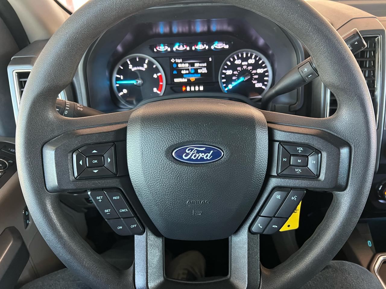 Ford F-350 SD XLT Crew Cab Long Bed 4WD 2022