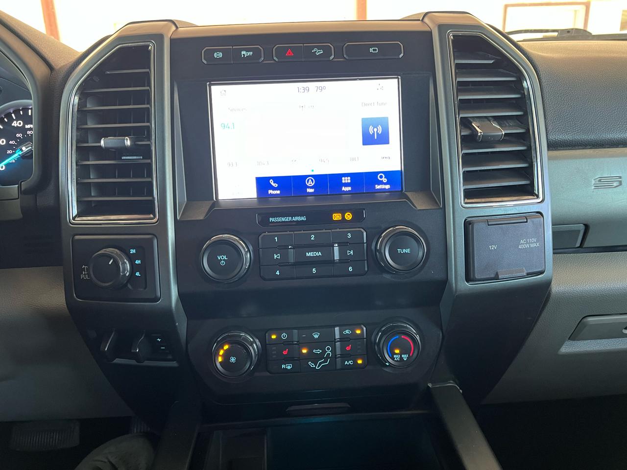 Ford F-350 SD XLT Crew Cab Long Bed 4WD 2022