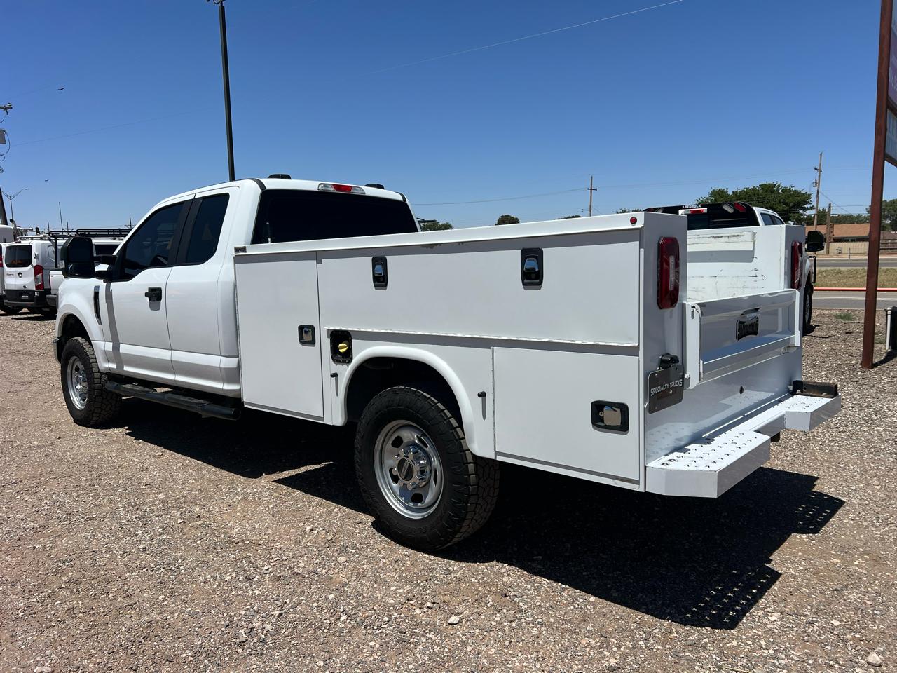 Ford F-350 SD XL SuperCab Long Bed 4WD 2022