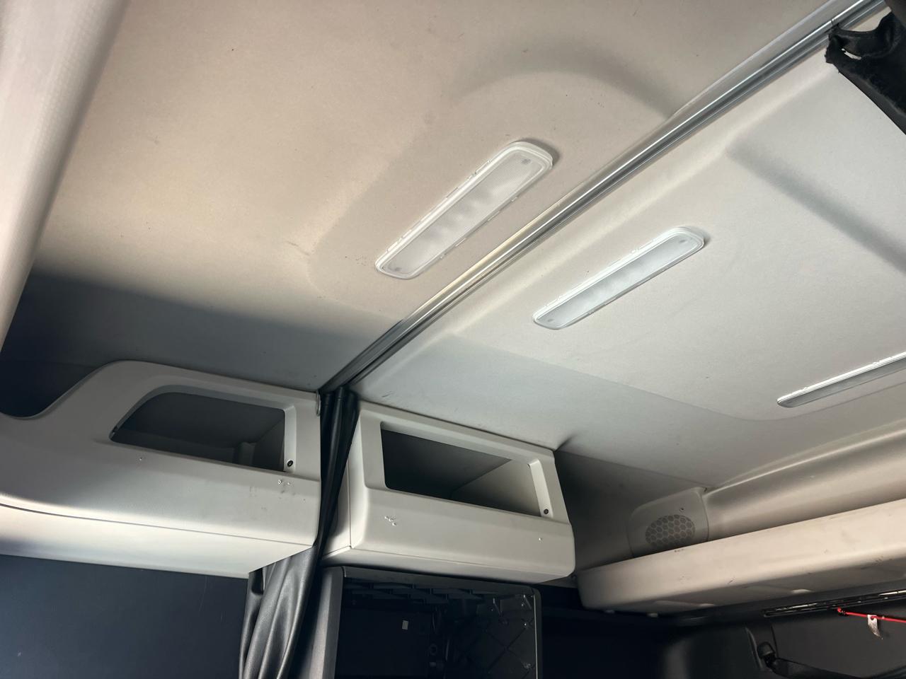 Freightliner Cascadia  2020