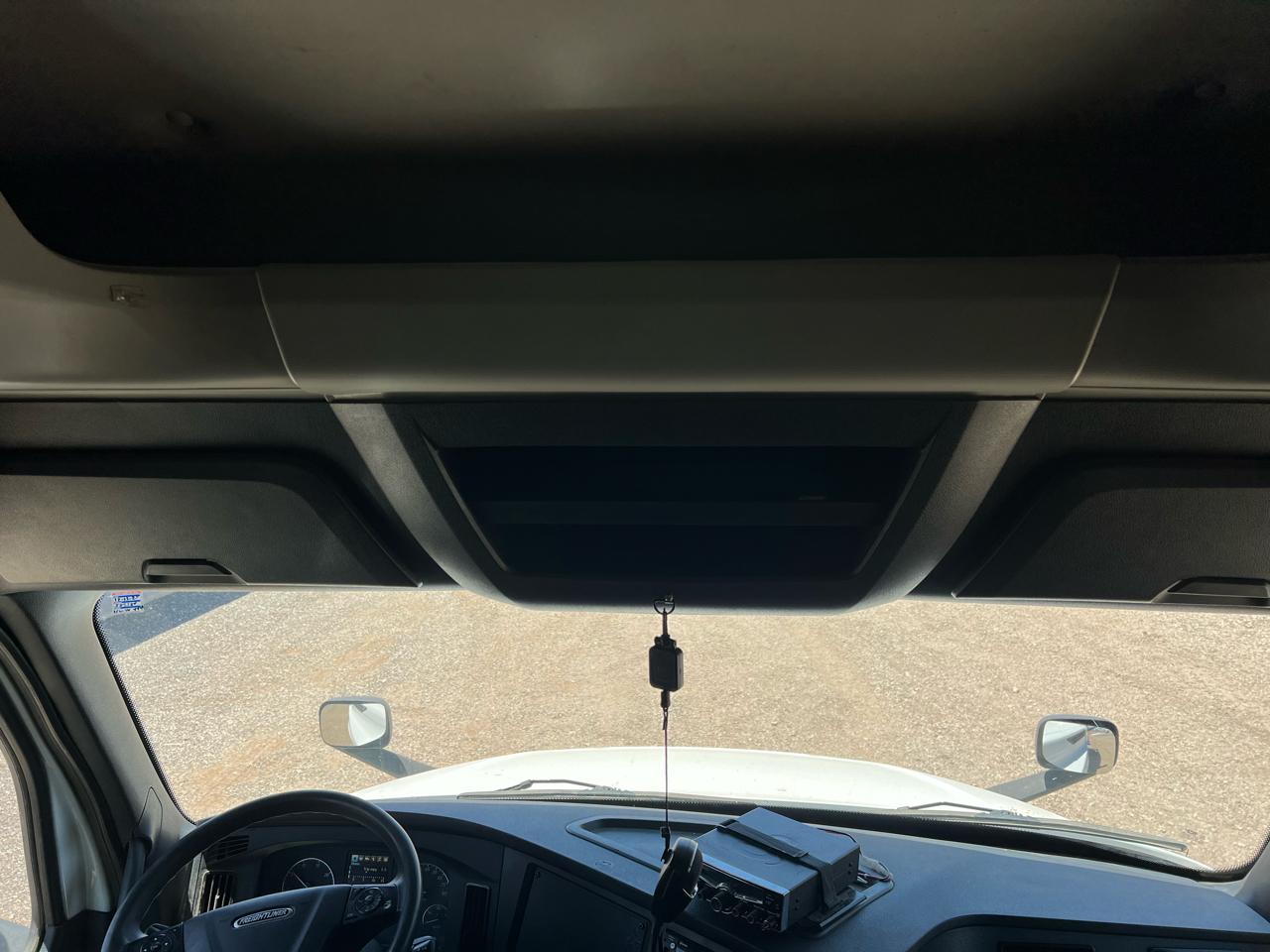 Freightliner Cascadia  2020