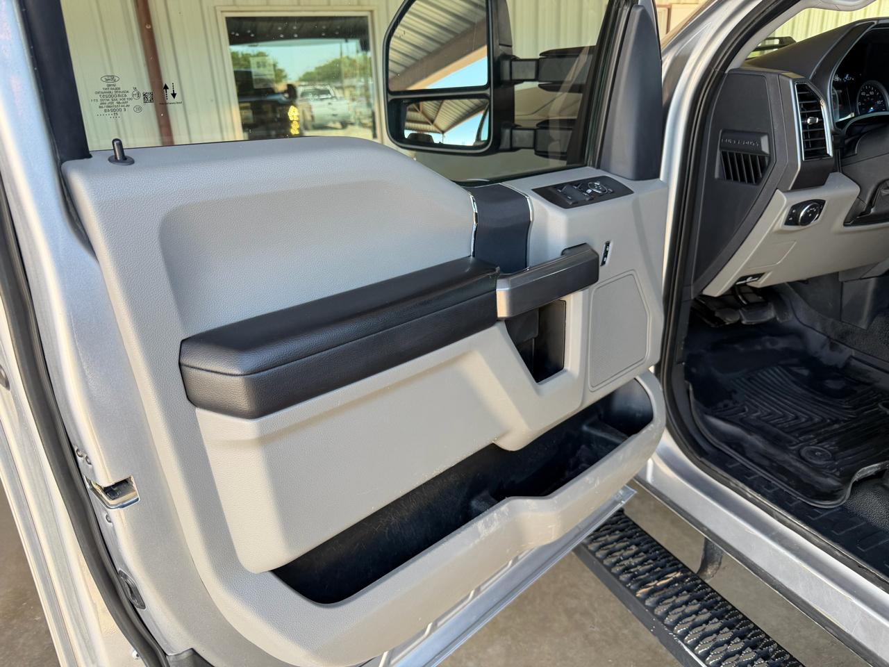 Ford F-250 SD XLT SuperCab 4WD 2022