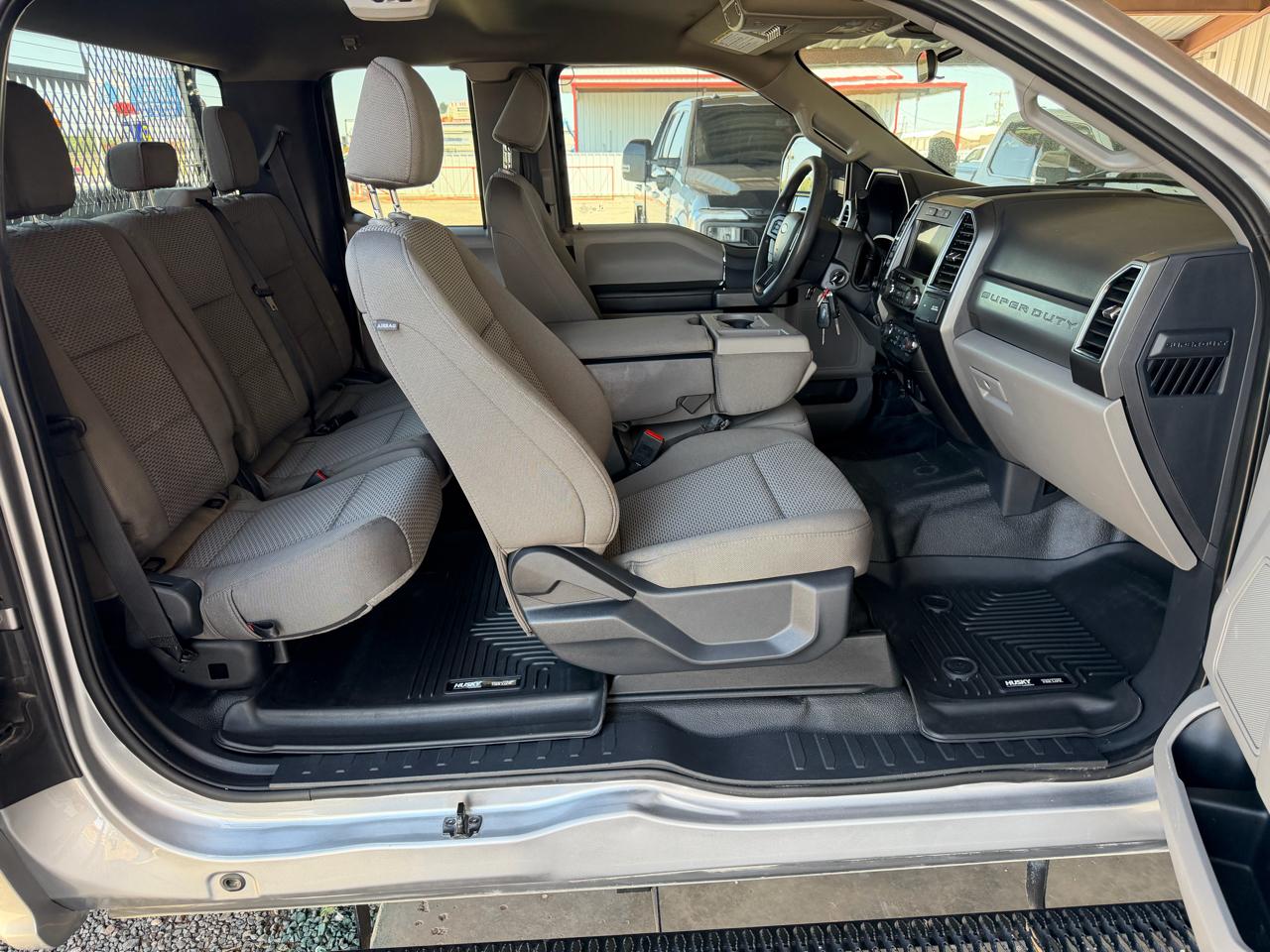 Ford F-250 SD XLT SuperCab 4WD 2022