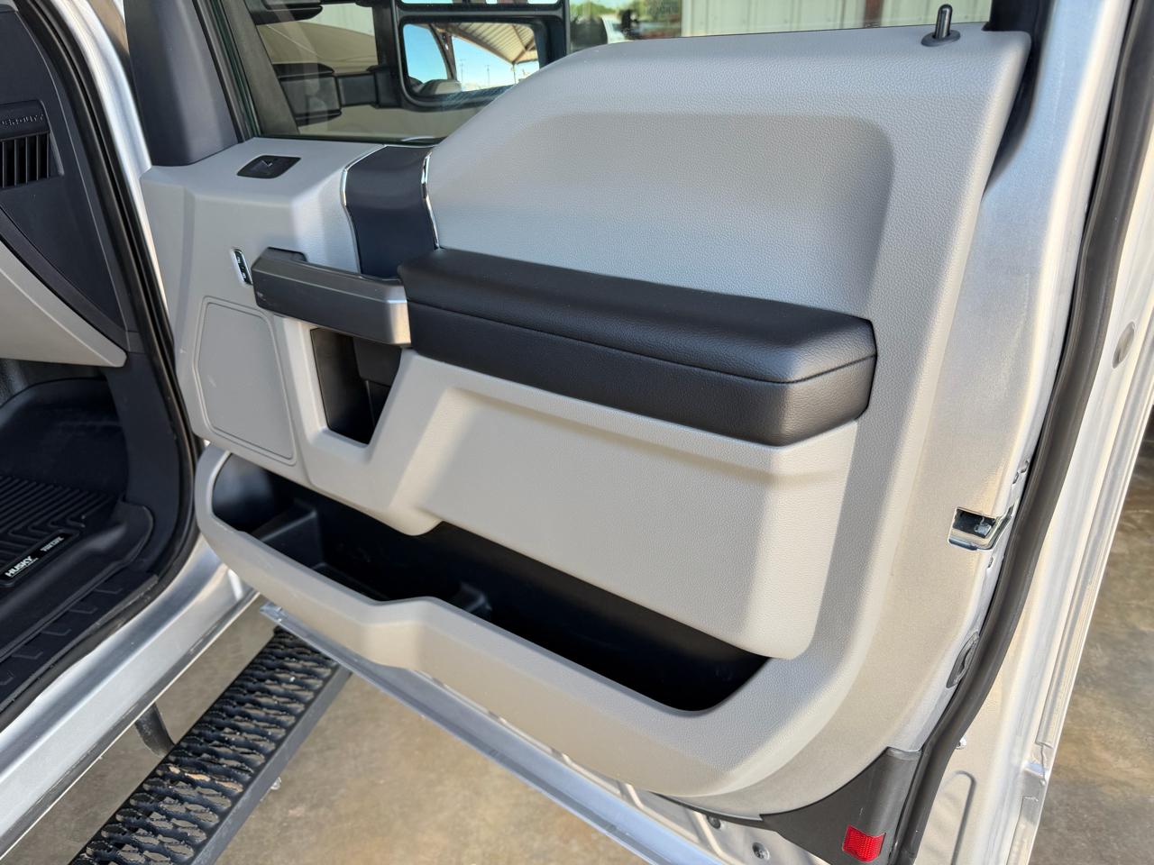 Ford F-250 SD XLT SuperCab 4WD 2022