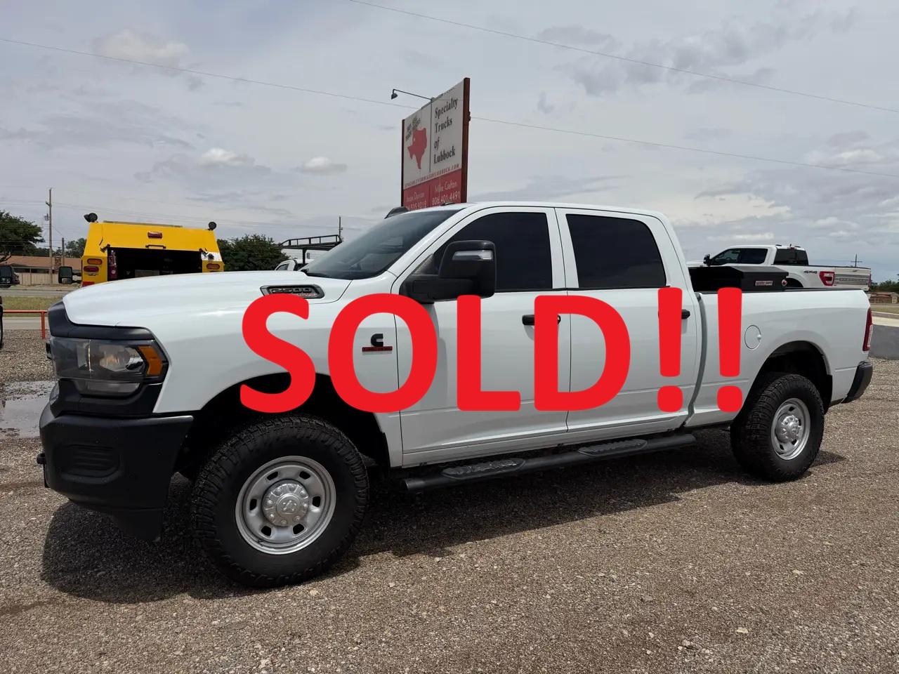 2023 RAM 2500 Tradesman Crew Cab SWB 4WD