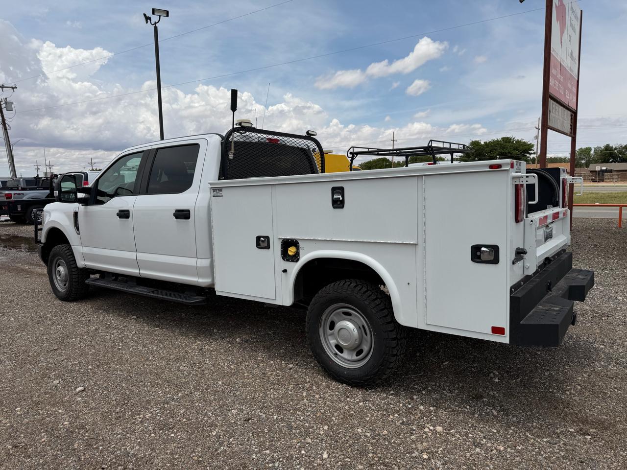 Ford F-250 SD XL Crew Cab Long Bed 4WD 2019