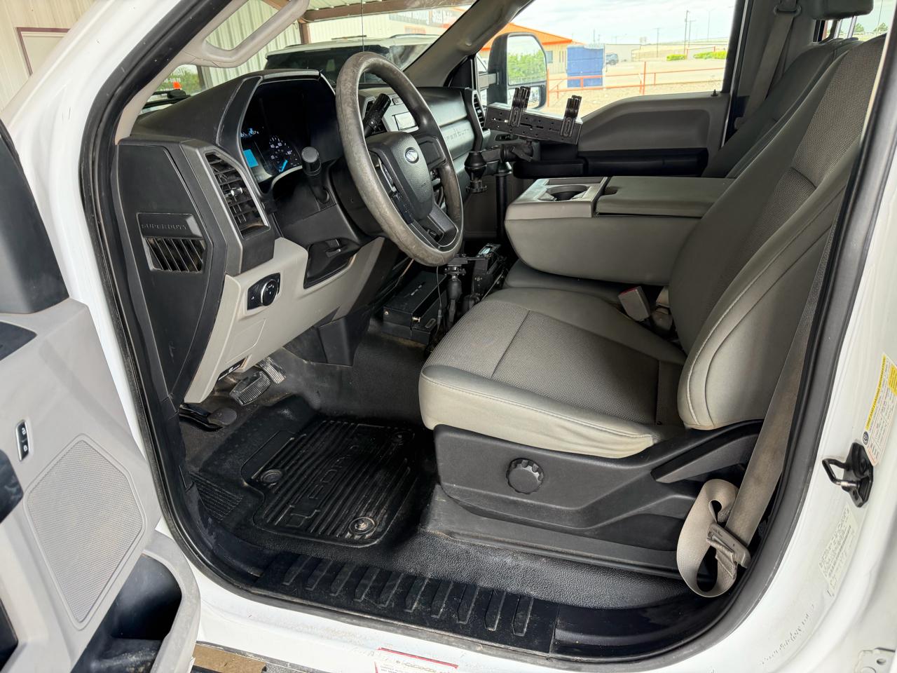 Ford F-250 SD XL Crew Cab Long Bed 4WD 2019